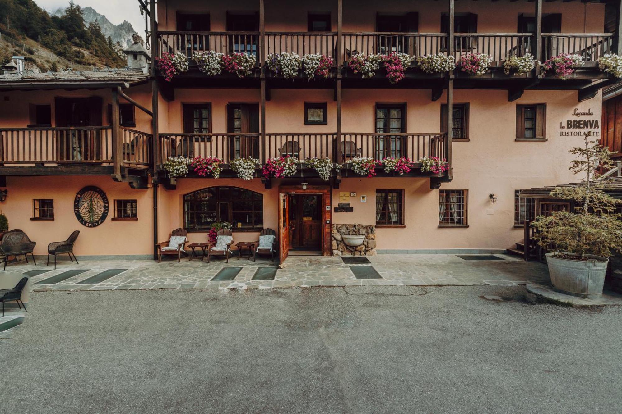 Locanda La Brenva - Estella Hotel Collection & Experience Courmayeur Exterior photo