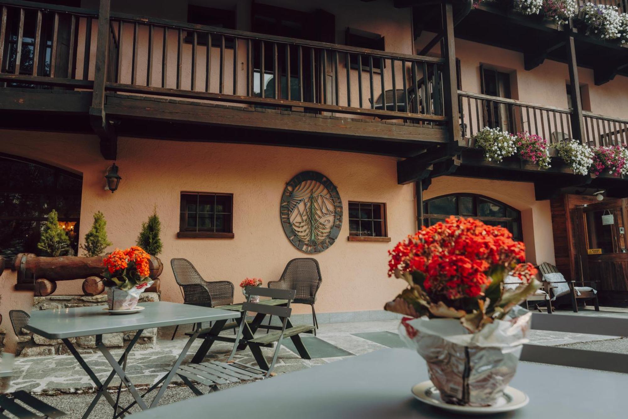 Locanda La Brenva - Estella Hotel Collection & Experience Courmayeur Exterior photo
